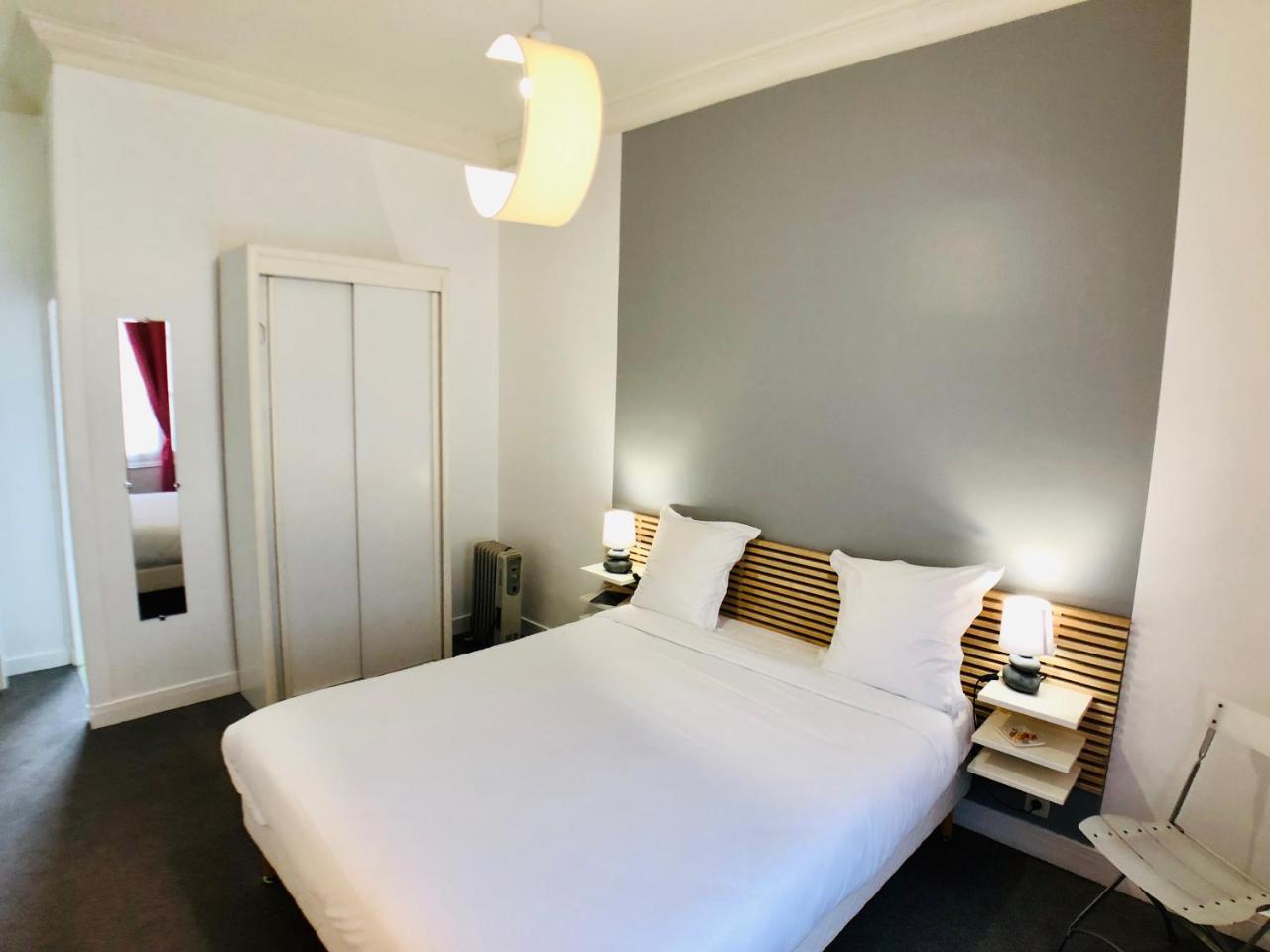 Cit'Hotel Le Volney Сомюр Екстериор снимка