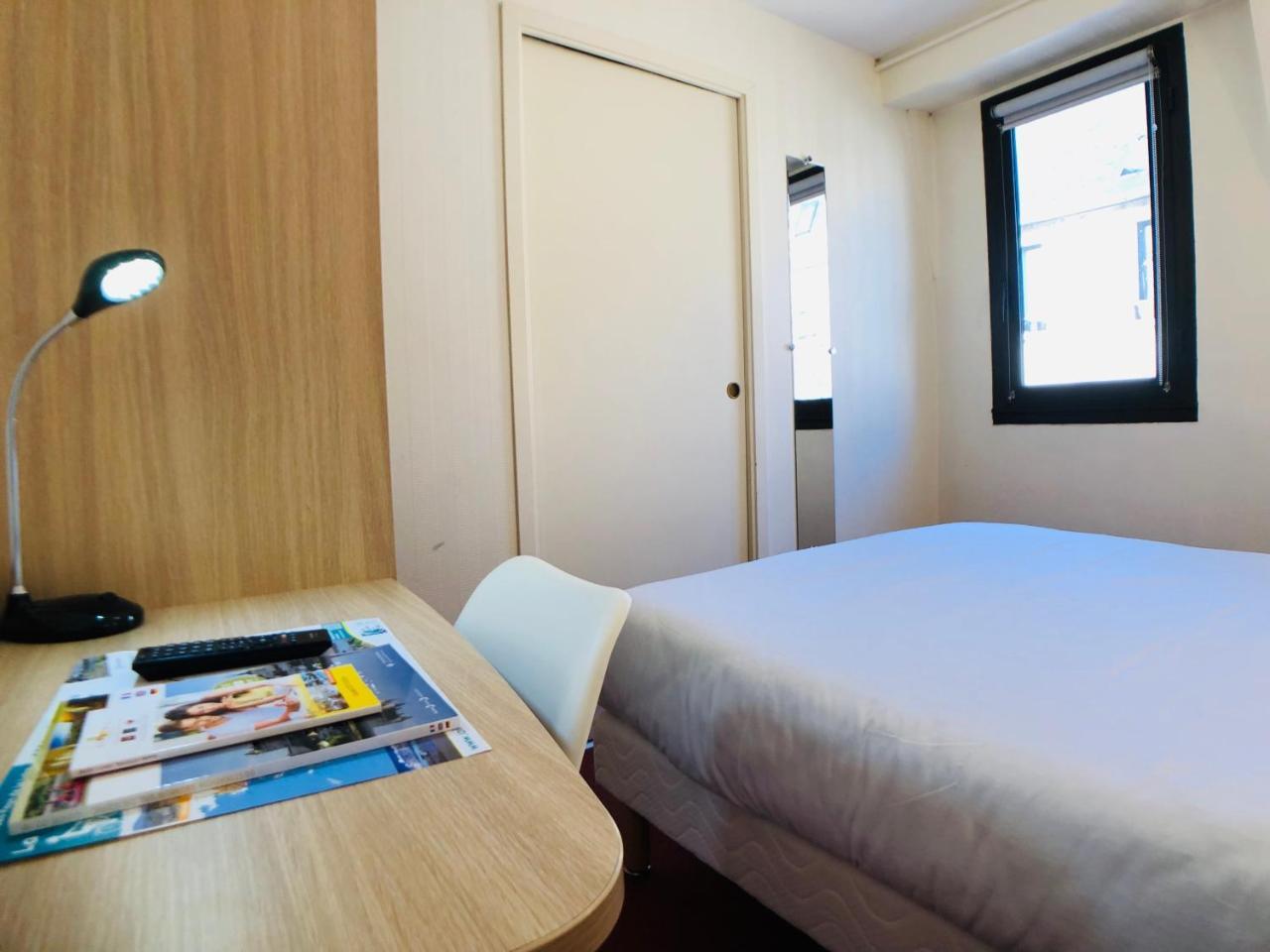 Cit'Hotel Le Volney Сомюр Екстериор снимка