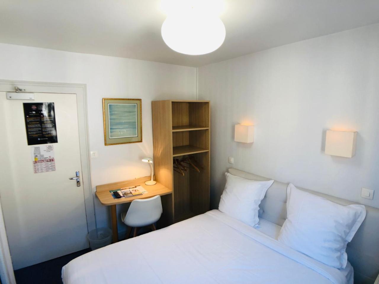 Cit'Hotel Le Volney Сомюр Екстериор снимка