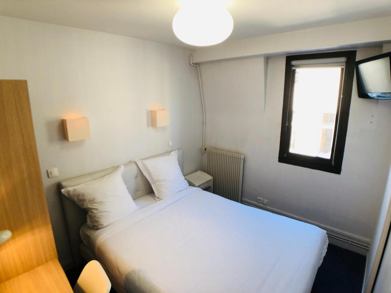 Cit'Hotel Le Volney Сомюр Екстериор снимка