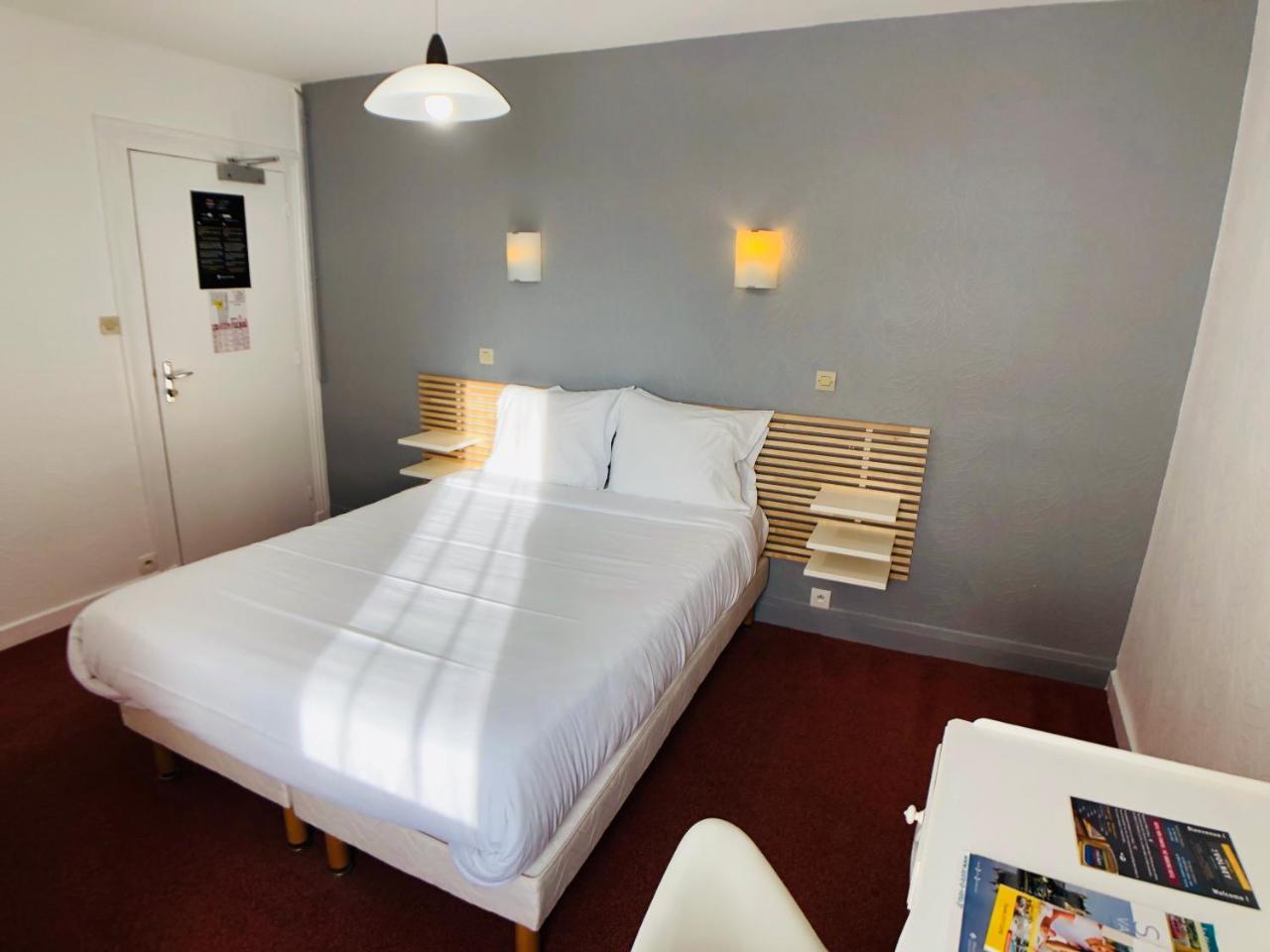 Cit'Hotel Le Volney Сомюр Екстериор снимка