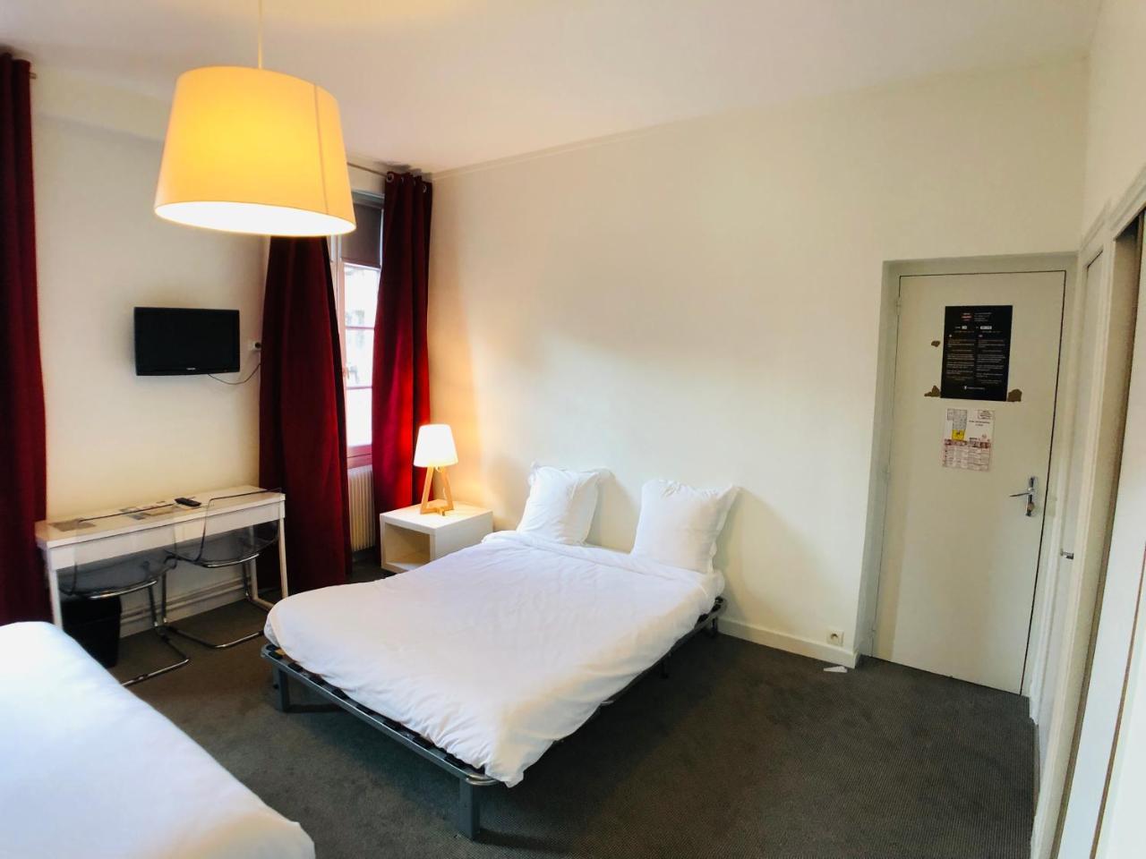 Cit'Hotel Le Volney Сомюр Екстериор снимка